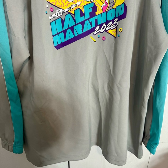 NWT. Disney RunDisney jacket. Size: XL, 3XL - Picture 10 of 16